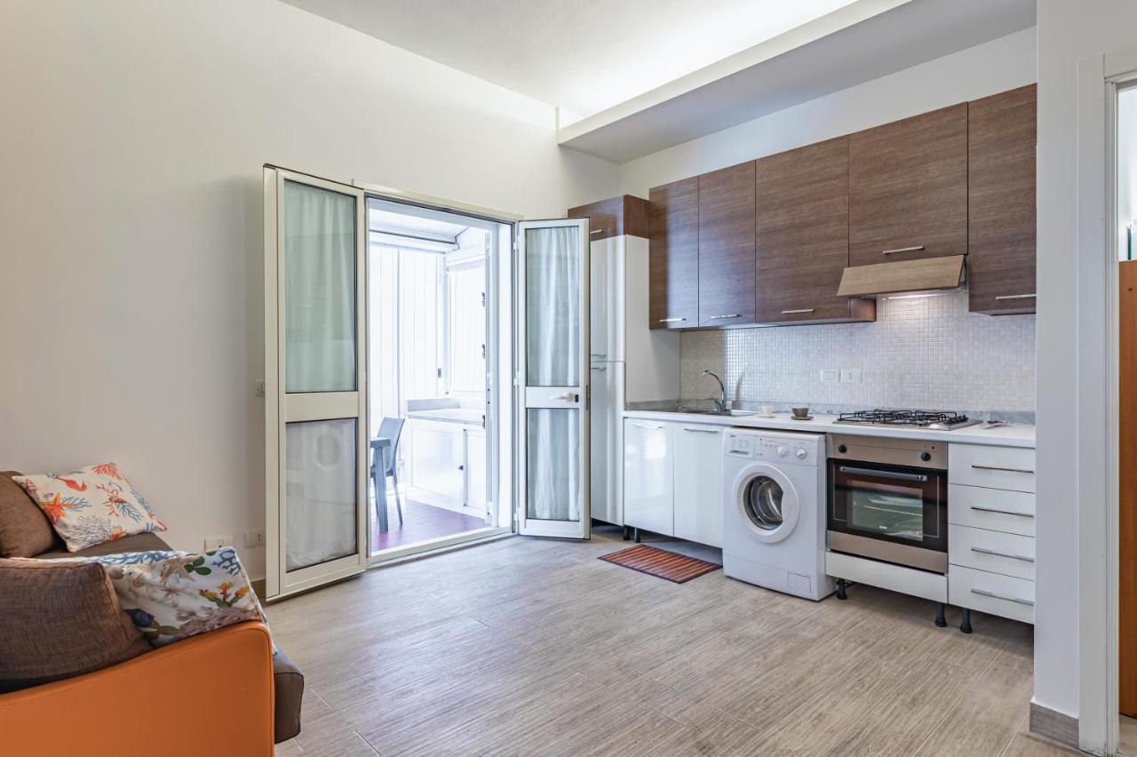 Ferienwohnung Naxos Bay Flat With Terrace 50 Meters From The Sea Giardini-Naxos Exterior foto